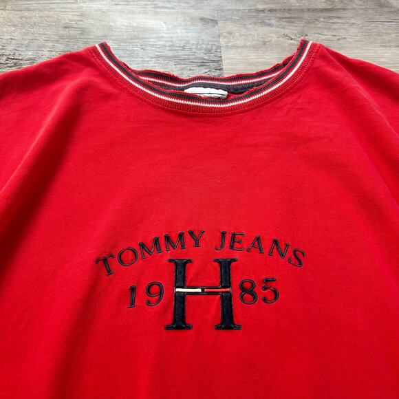 Tommy Jeans 1985 Embroidered Red Vintage Tee XL Distressed 90s Streetwear - Picture 2 of 10